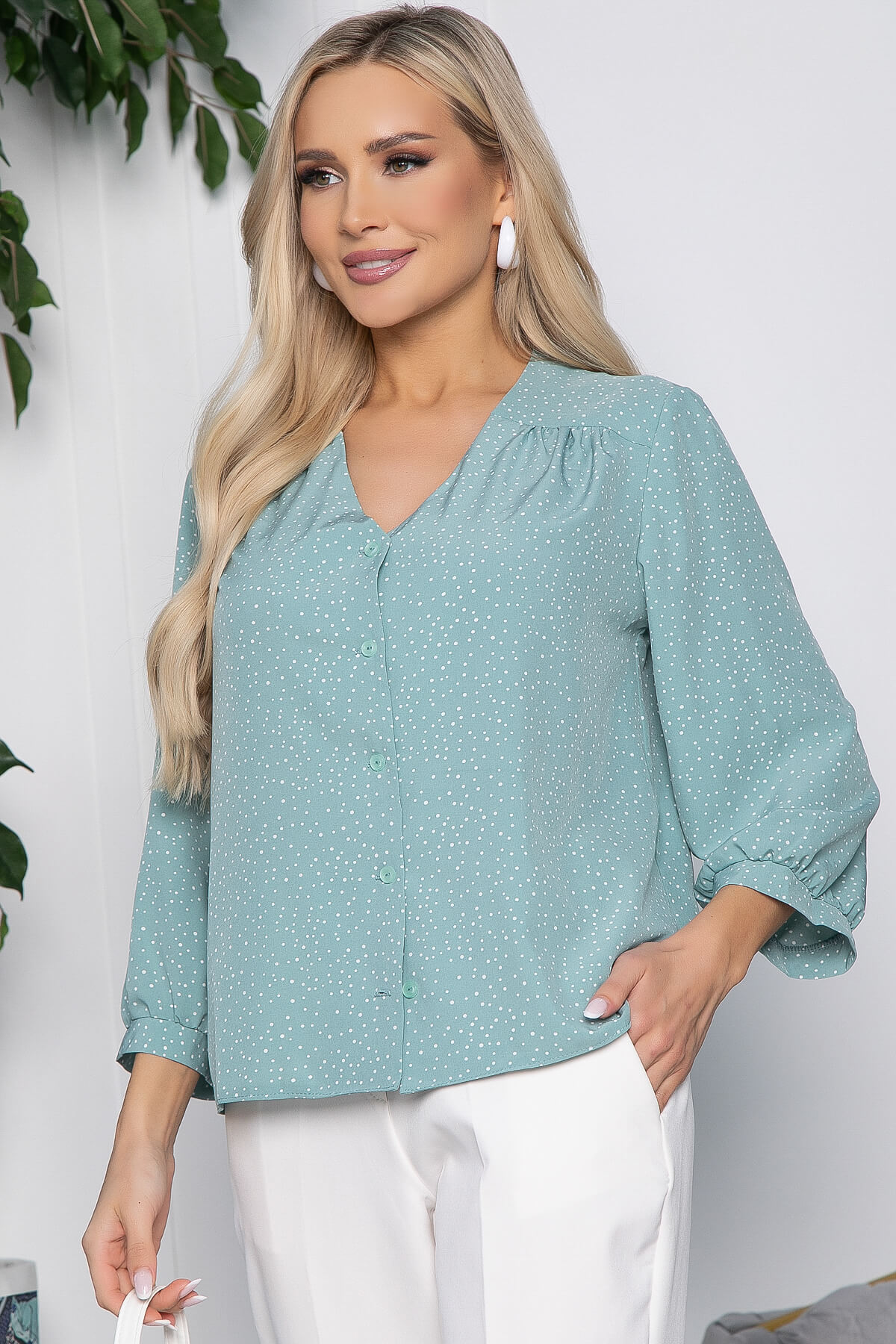 

Блуза женская LT Collection Женевьева голубая 50 RU, Голубой, Женевьева