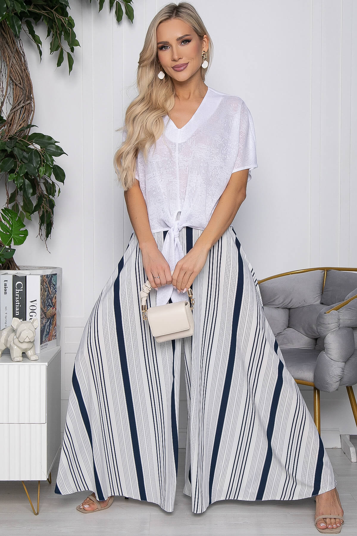 

Брюки женские LT Collection Камелия разноцветные 44 RU, Разноцветный, Камелия