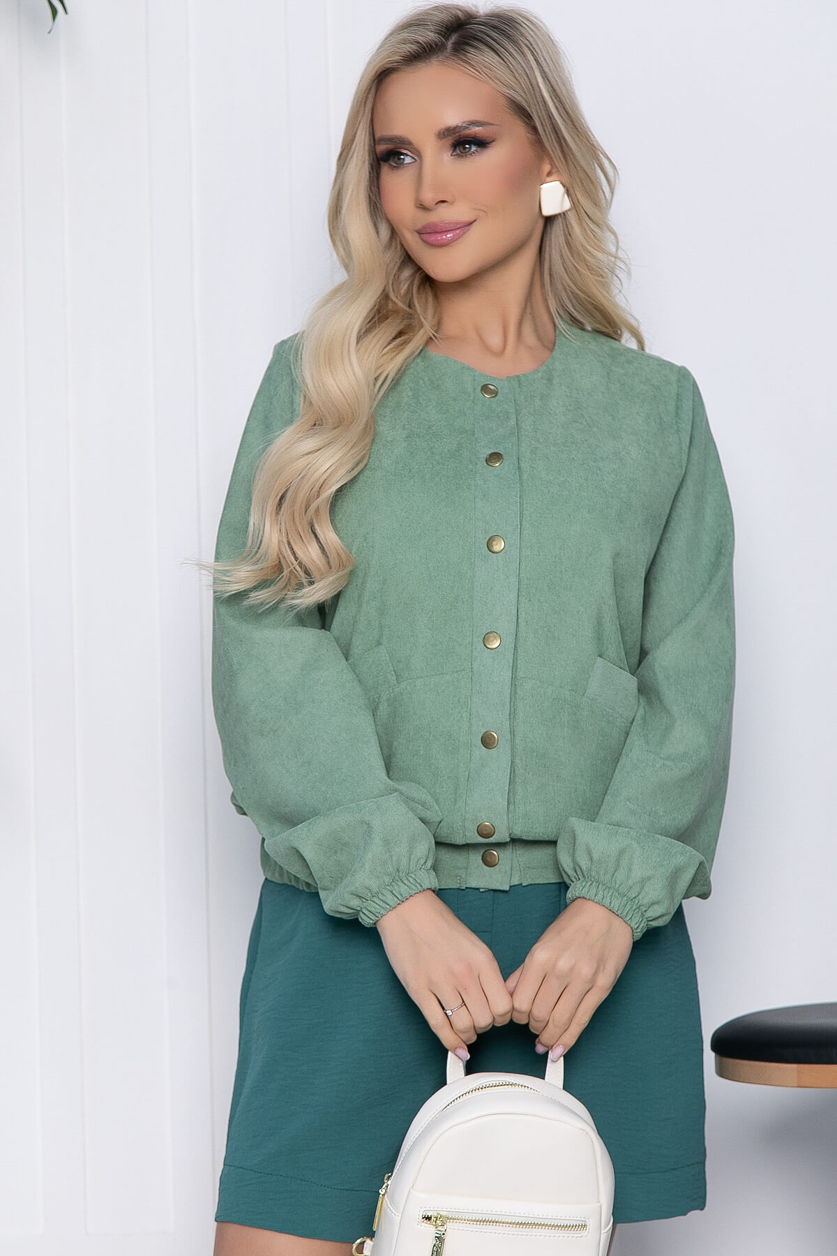 

Бомбер женский LT Collection Диамант хаки 44 RU, Диамант