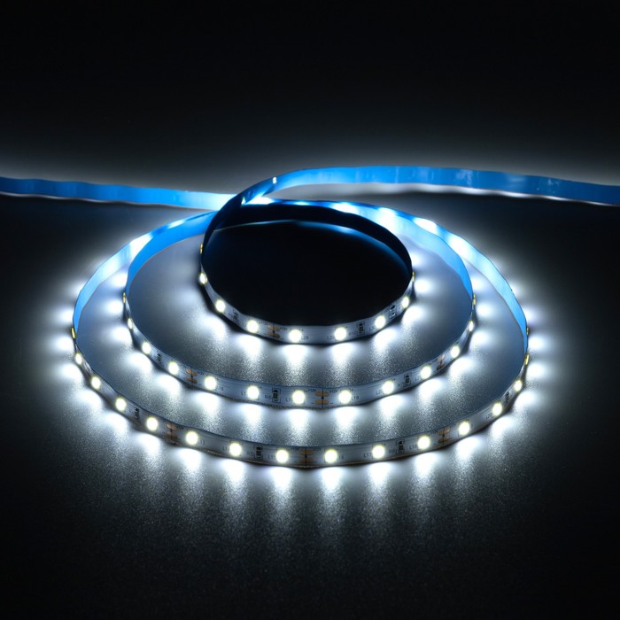 

Светодиодная лента Uniel, 5 м, LED/м-60-SMD2835-12V, 4.8 Вт/м, IP20, 6500К