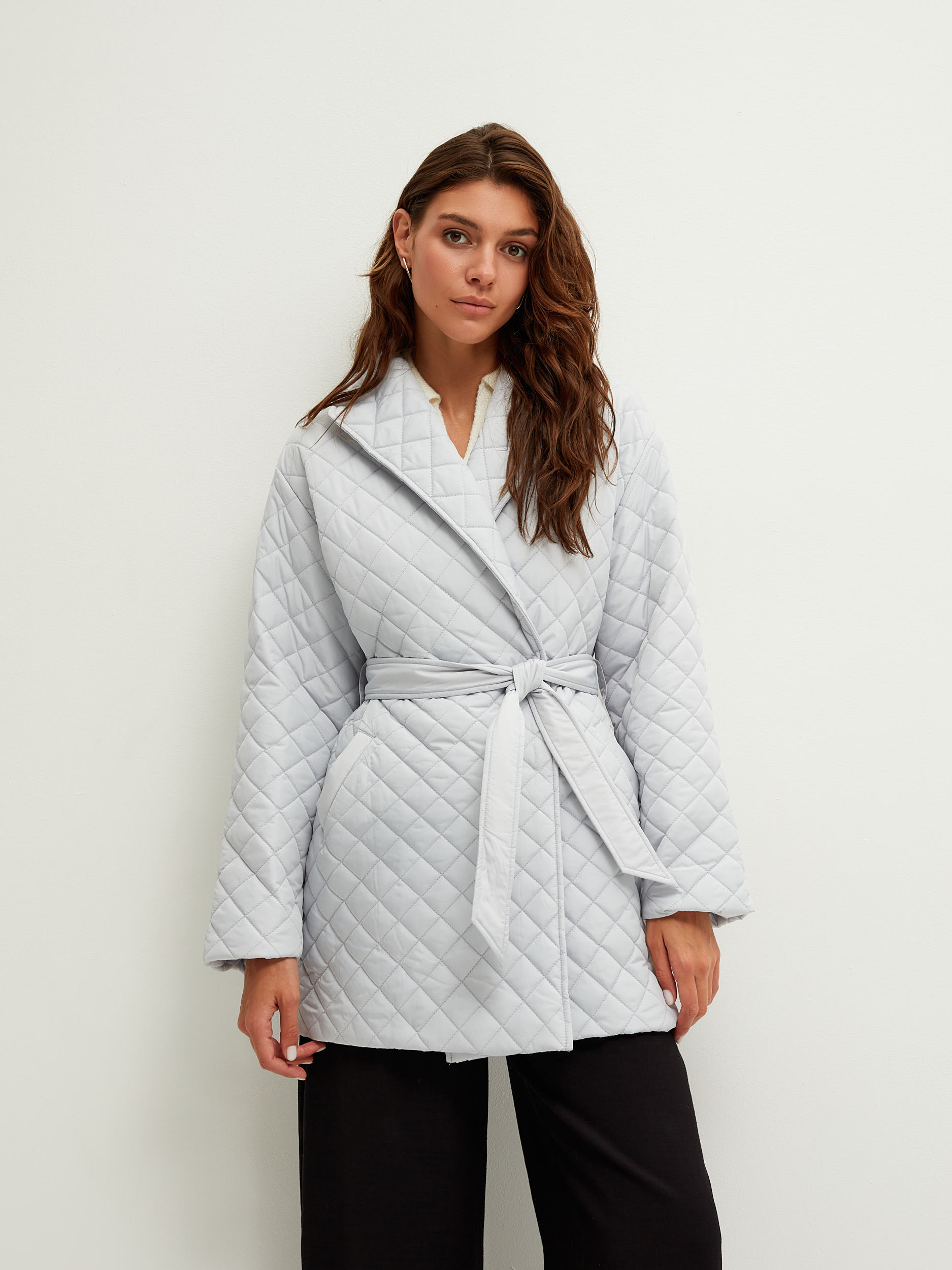 

Куртка женская ZARINA 2368419119-30 серая L, 2368419119-30