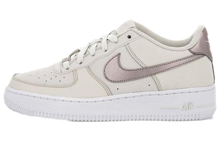 

Кеды унисекс Nike Air Force 1 Low белые 38.5 EU, Белый, Air Force 1 Low