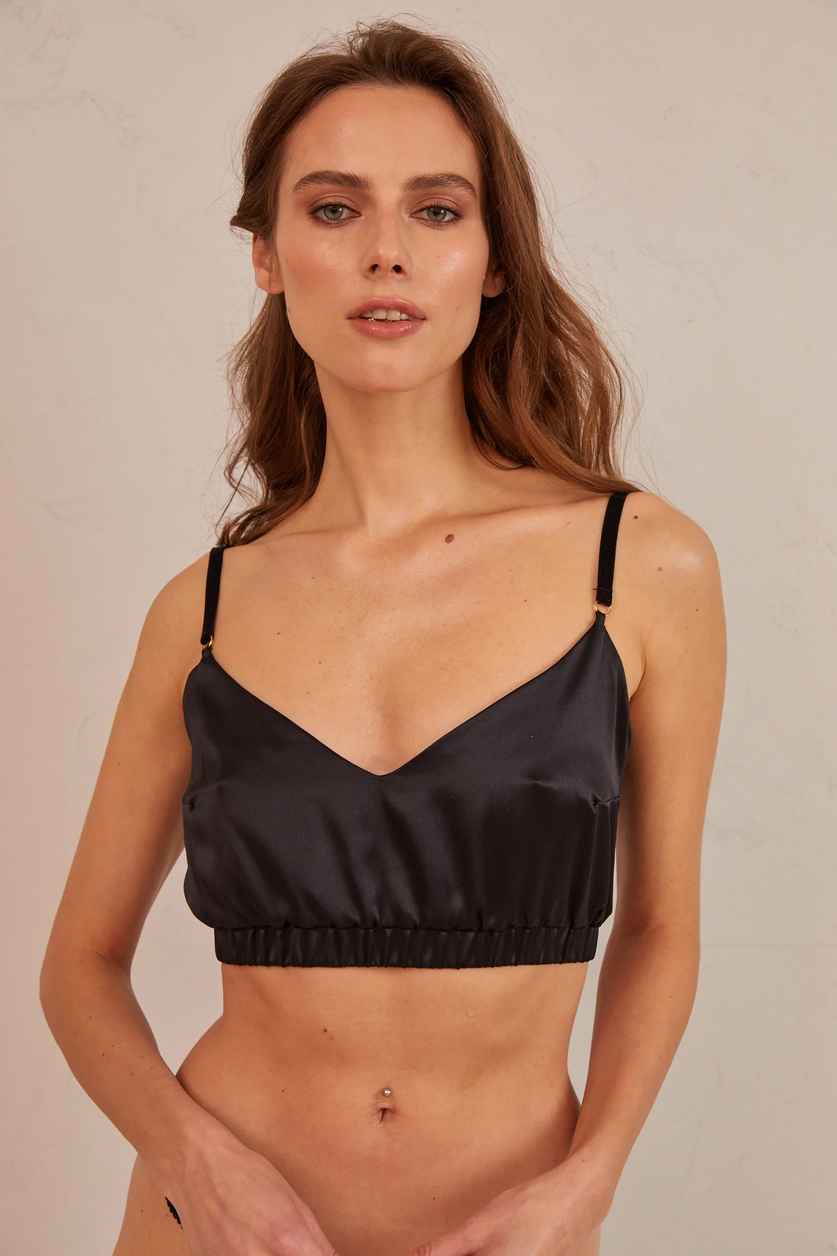 

Топ домашний женский 8 HORAS of silk 70Tosh черный S, 70Tosh