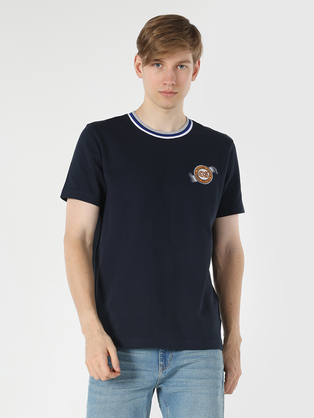 

Футболка мужская Colin's CL1063355_Q1.V1 синяя 2XL, Синий, CL1063355_Q1.V1