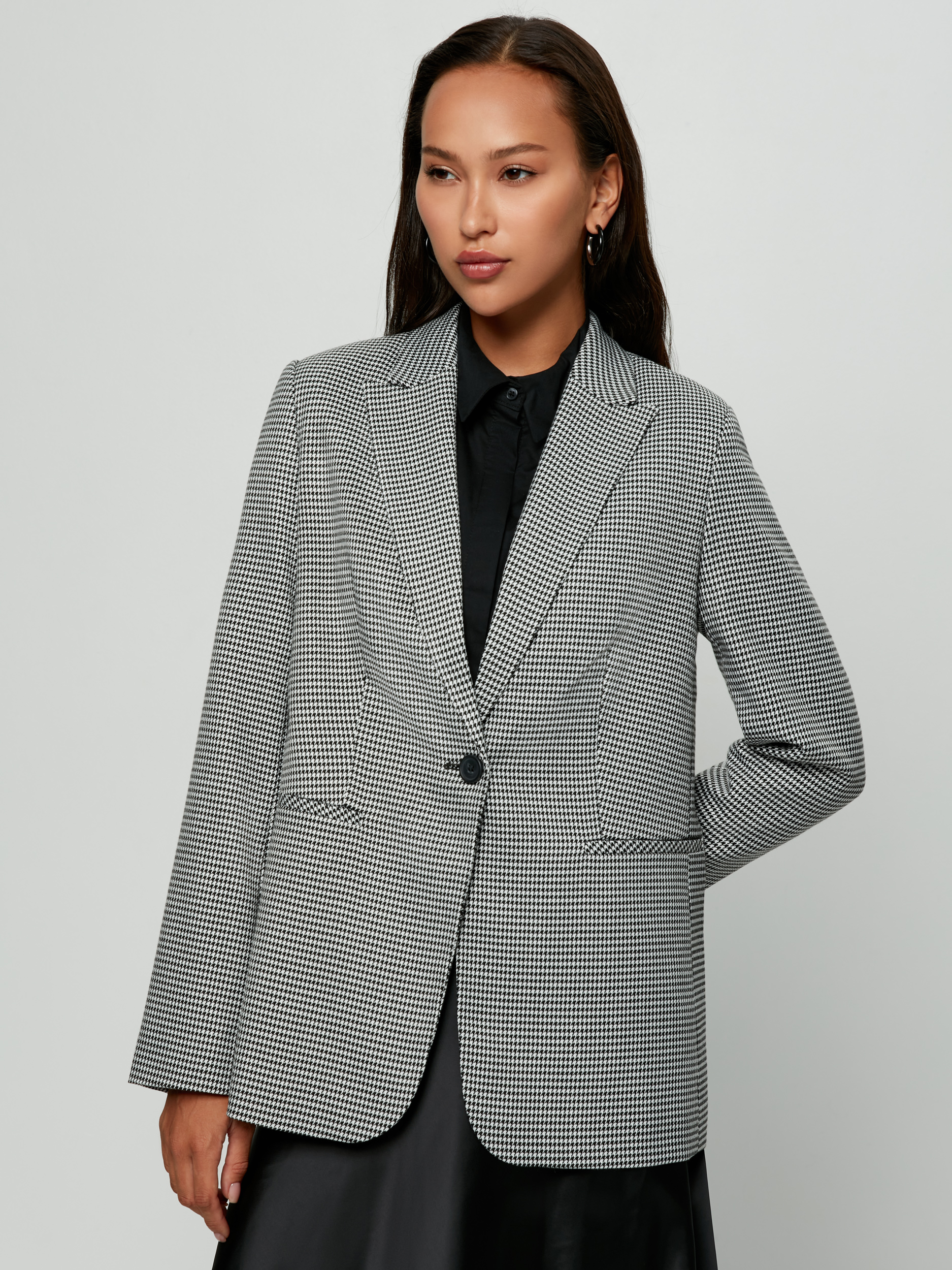 

Жакет женский ZARINA 2369289649-230 черный XS, 2369289649-230