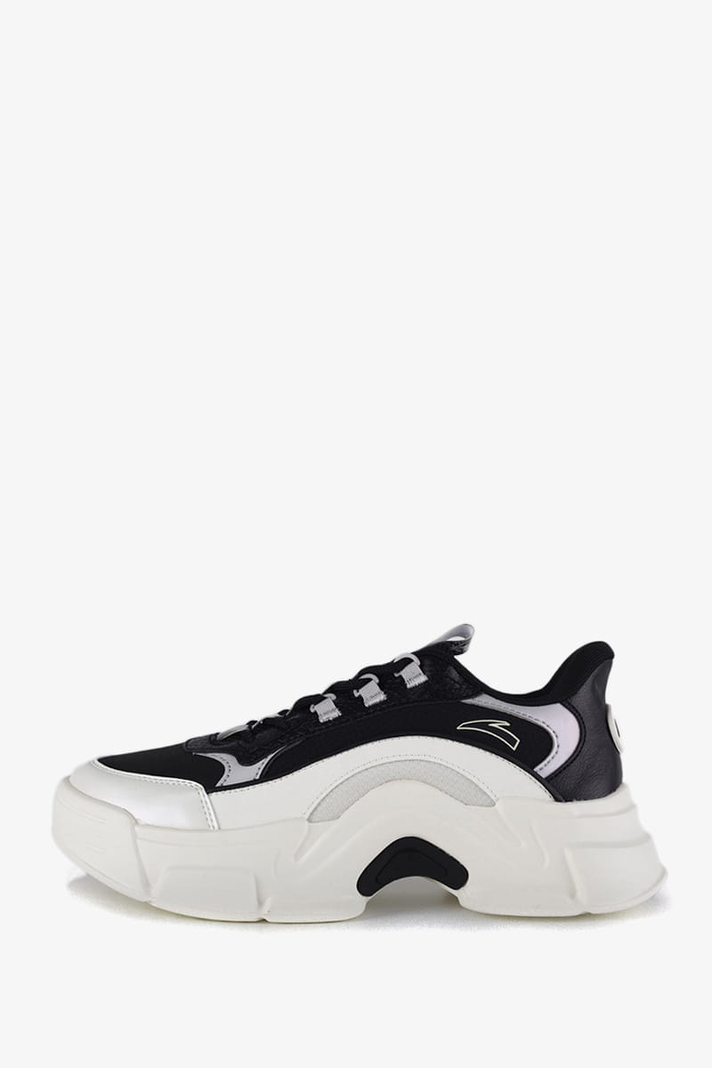 

Спортивные кроссовки женские Anta 822138887 Lifestyle Bunny Low черные 5.5 US, Черный, 822138887 Lifestyle Bunny Low