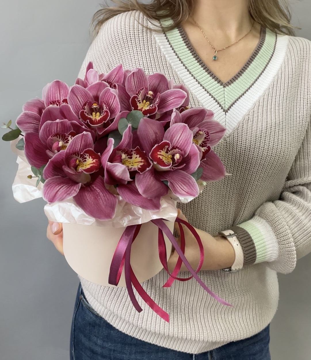 

Букет цветов FLORET орхидея эвкалипт 25 см x 28 см розовый, 72