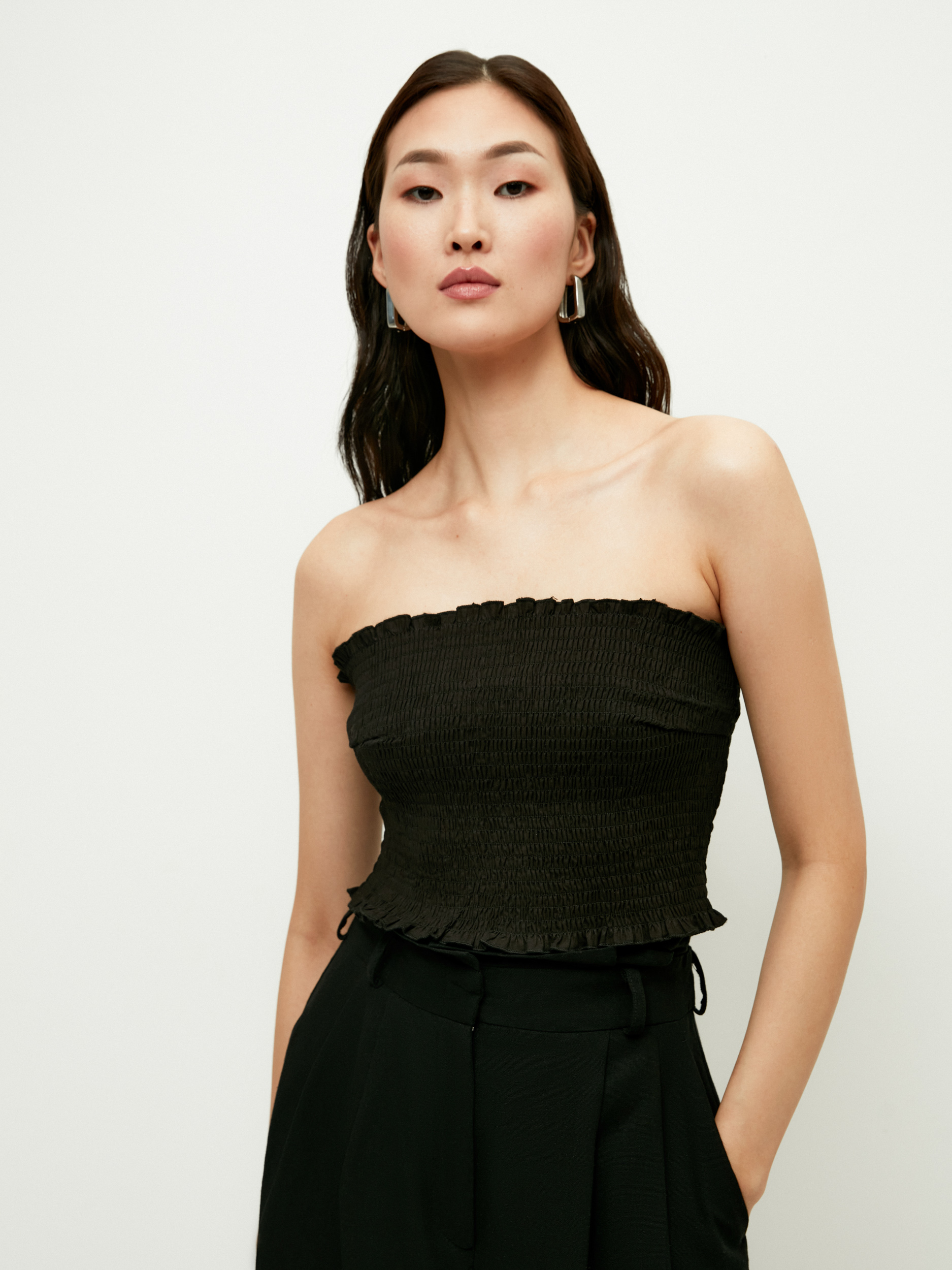 

Топ женский ZARINA 2266137327-50 черный S, 2266137327-50
