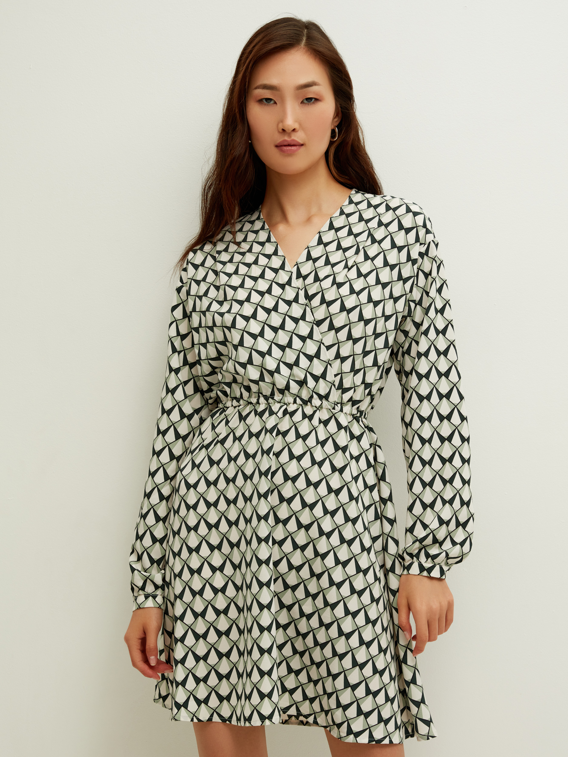 

Платье женское ZARINA 2368001501-218 зеленое XS, 2368001501-218