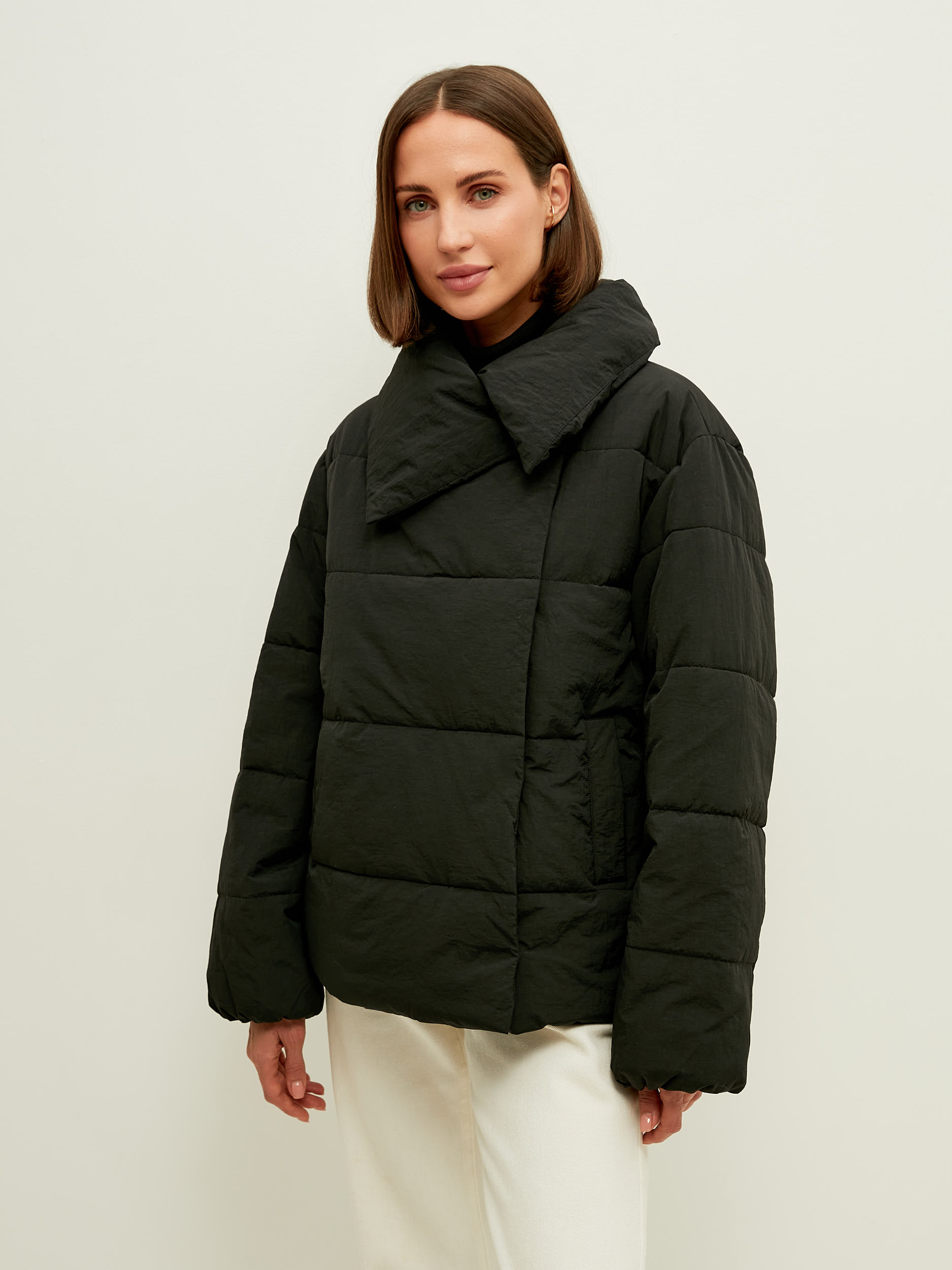 

Куртка женская ZARINA 2460404104-50 черная M, 2460404104-50