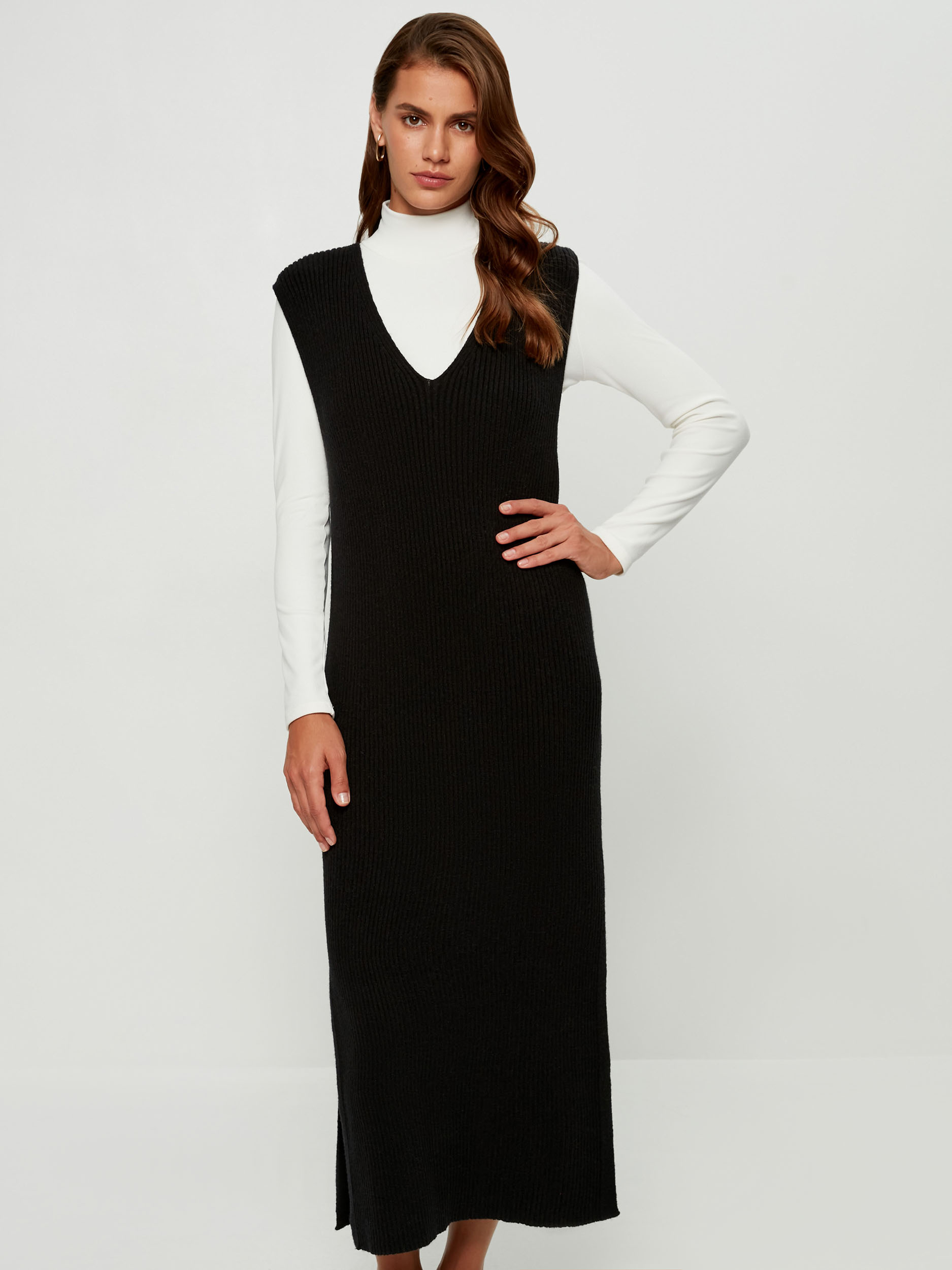

Платье женское ZARINA 2460646546-50 черное S, 2460646546-50