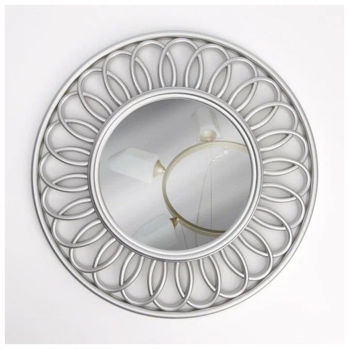 Зеркало настенное «Спираль», d зеркальной поверхности 13 см, цвет серебристый