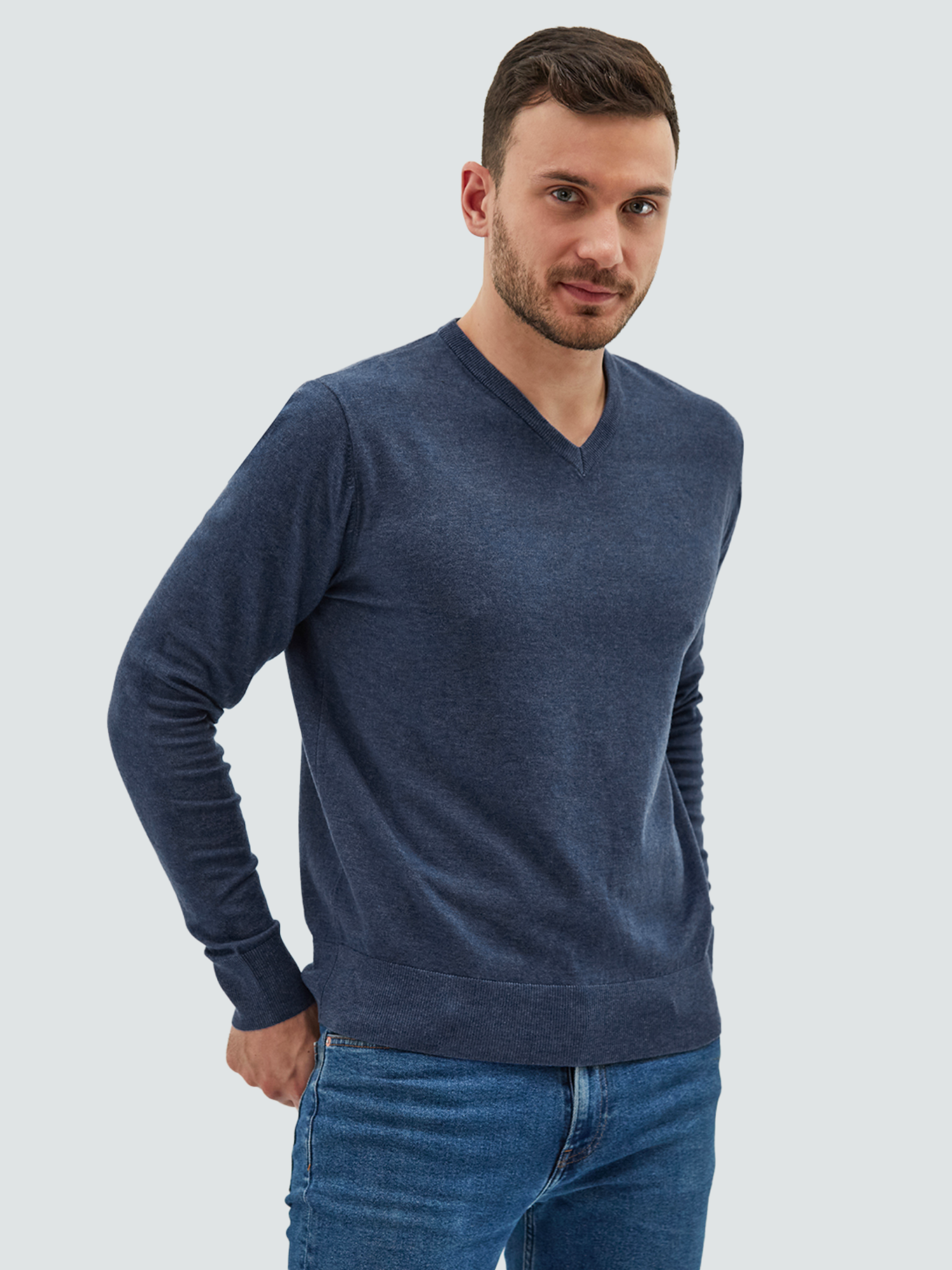 

Пуловер мужской MANAFOFF 8106 синий XXXL, 8106