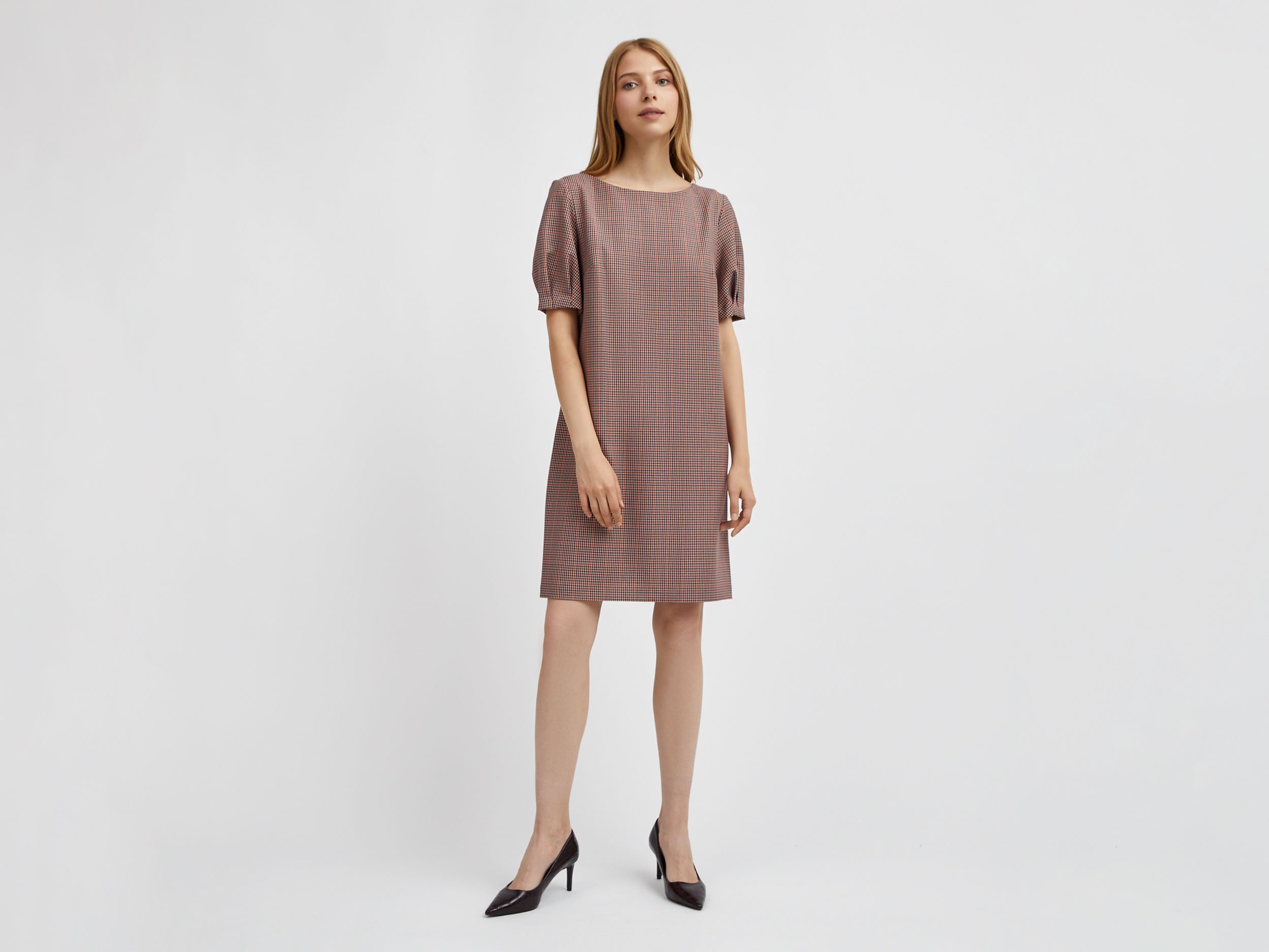 

Повседневное платье женское United Colors of Benetton 21A_46OF5VCL5 разноцветное XL, 21A_46OF5VCL5