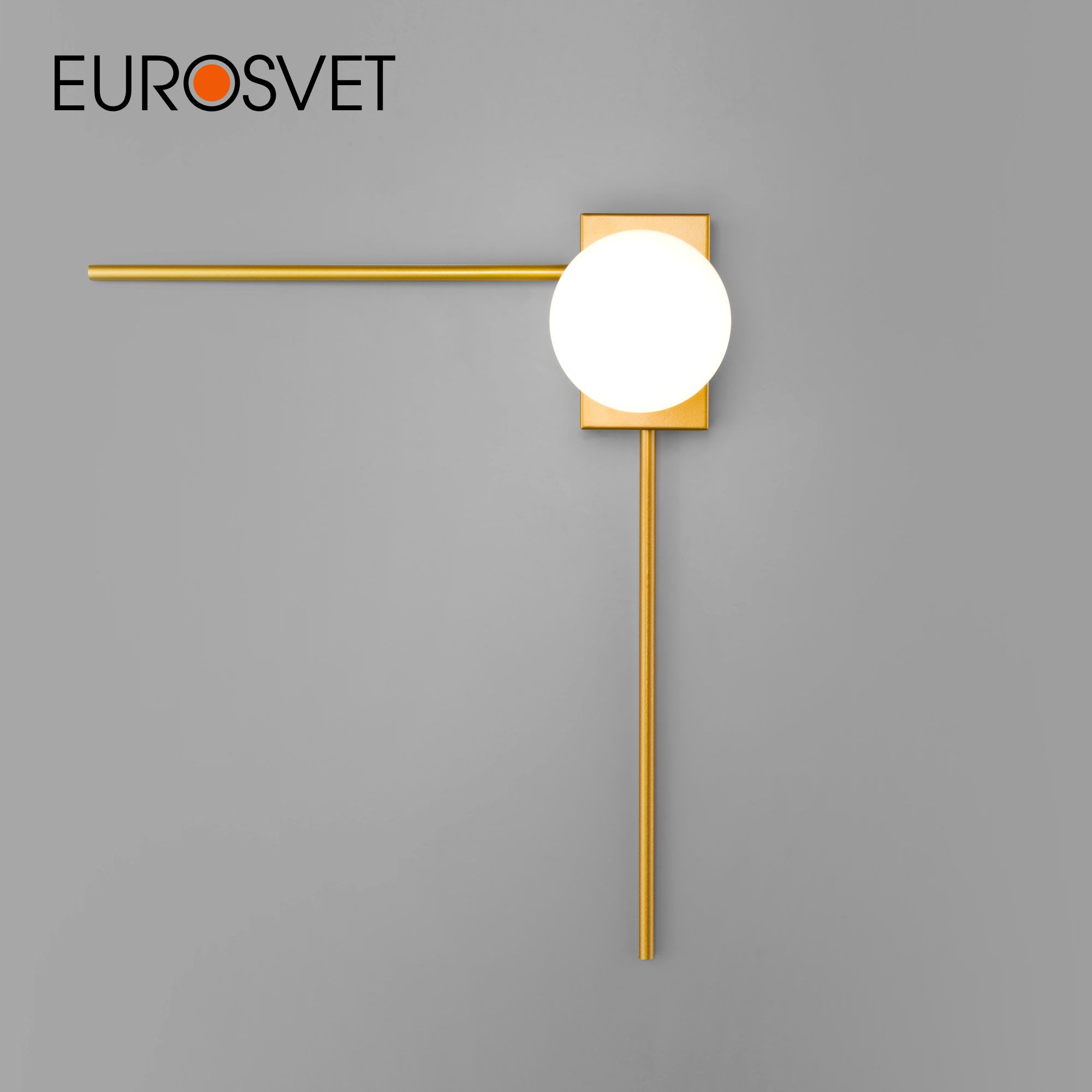 

Настенный светильник Eurosvet Fredo 40035/1 золото с белым матовым плафоном из стекла E14