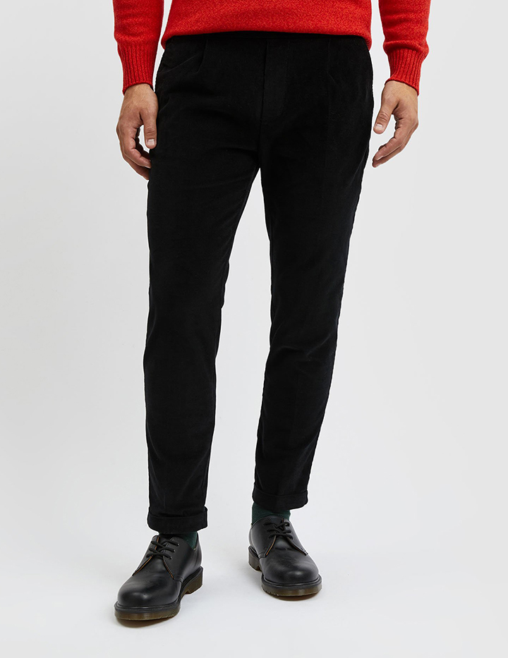 

Брюки мужские United Colors of Benetton 21A_4AD555IT8 черные 2XL, 21A_4AD555IT8