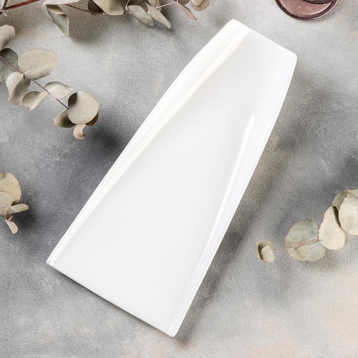 

Блюдо фарфоровое Magistro "Бланш", 33,5х16х5 см, белое