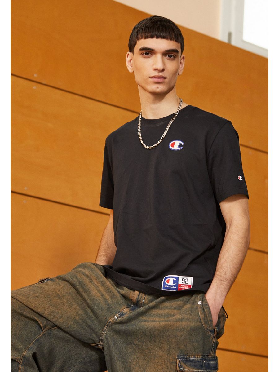 

Футболка мужская Champion C7642D0C8 черная L, Черный, C7642D0C8