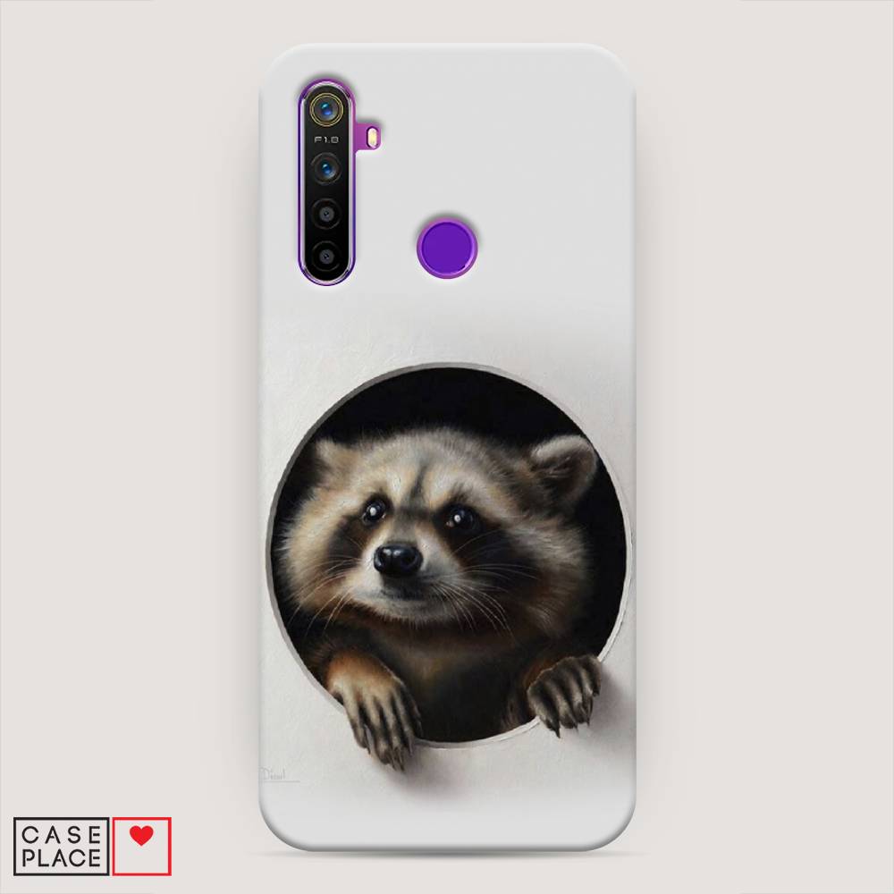 

Пластиковый чехол "Любопытный енот" на Realme 5, 251520-1
