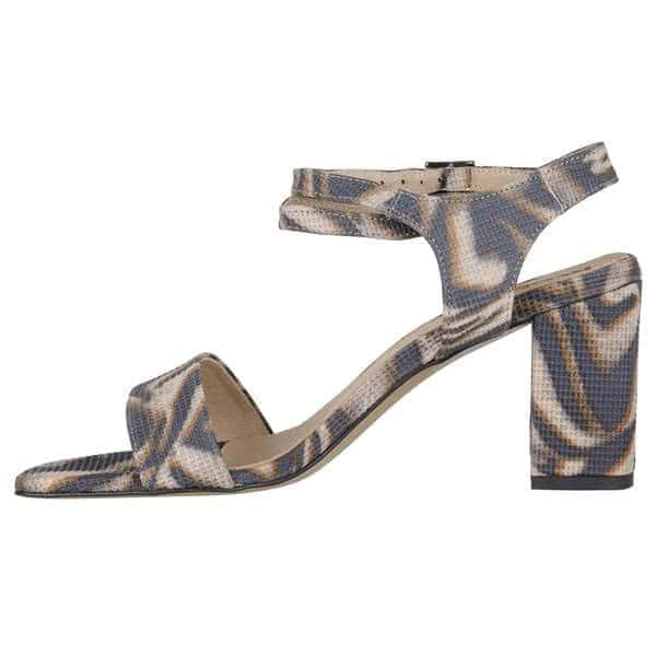 

Босоножки женские KWINTO 6202 бежевые 37 RU, 6202