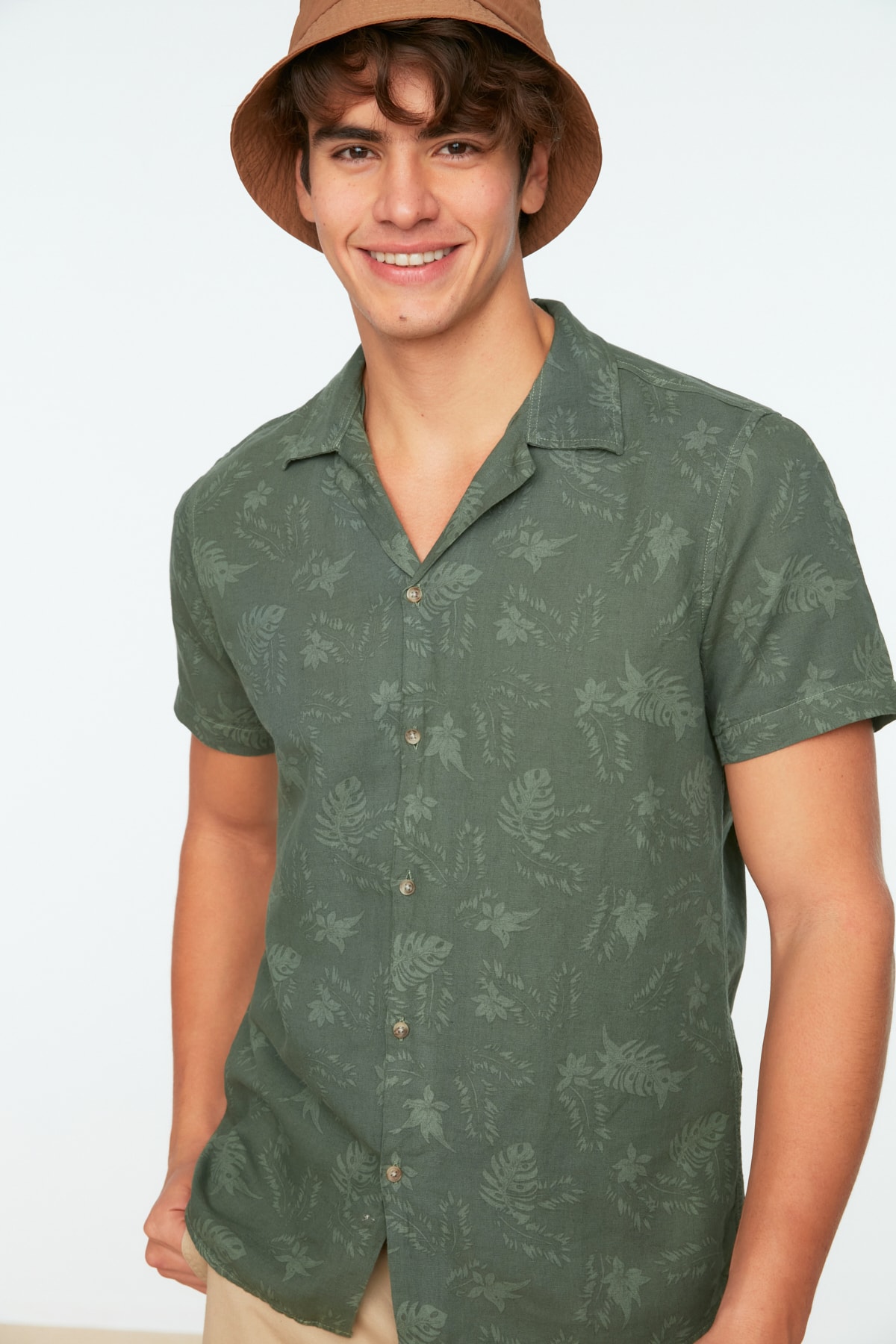 Рубашка мужская Trendyol TMNSS20GO0443 зеленая L