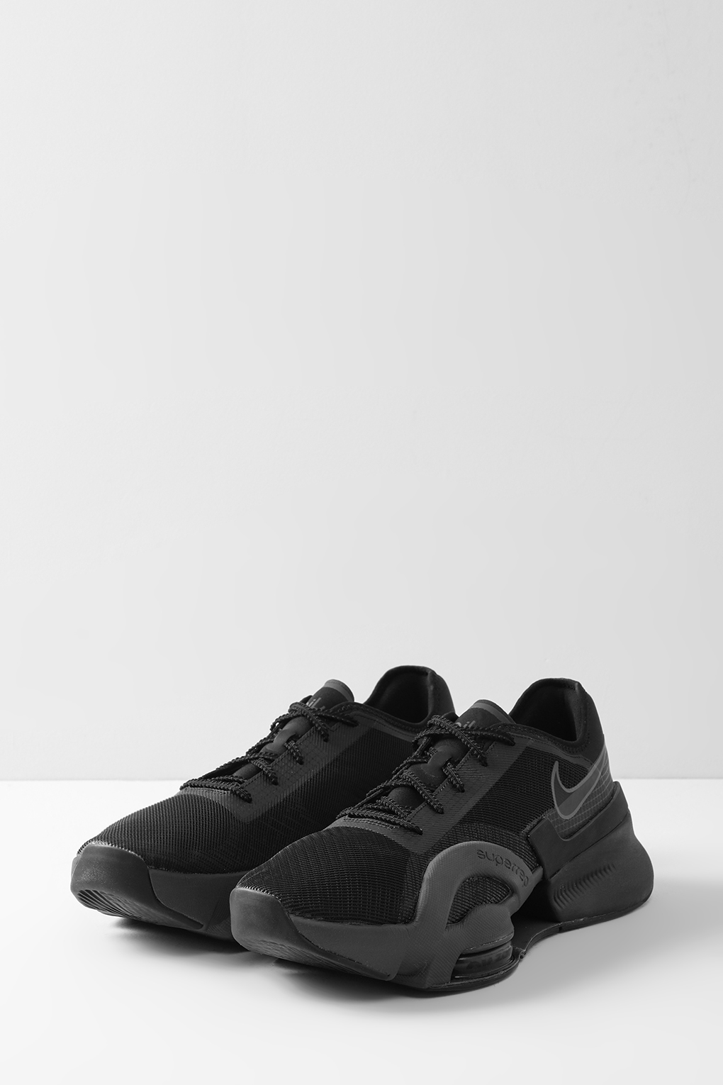 

Кроссовки мужские Nike DC9115-001 черные 8 UK, Черный, Air Zoom Superrep 3