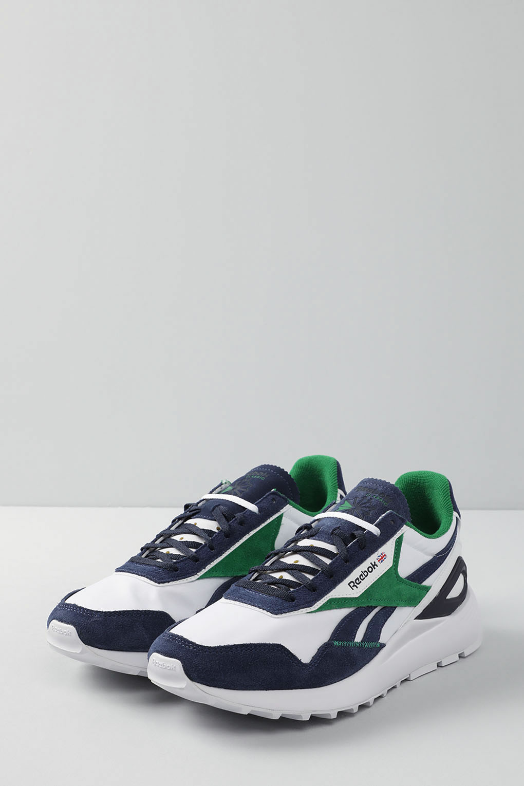 

Кроссовки мужские Reebok GY9797 белые 11 UK, Белый, GY9797