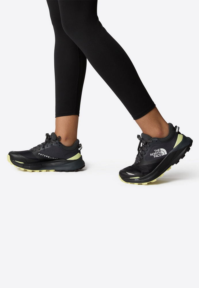

Кроссовки женские The North Face TH311A00W черные 39 EU, Черный, TH311A00W