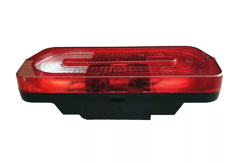 Фонарь задний левый LED (на багажник) Automotive Lighting 676650.033-1