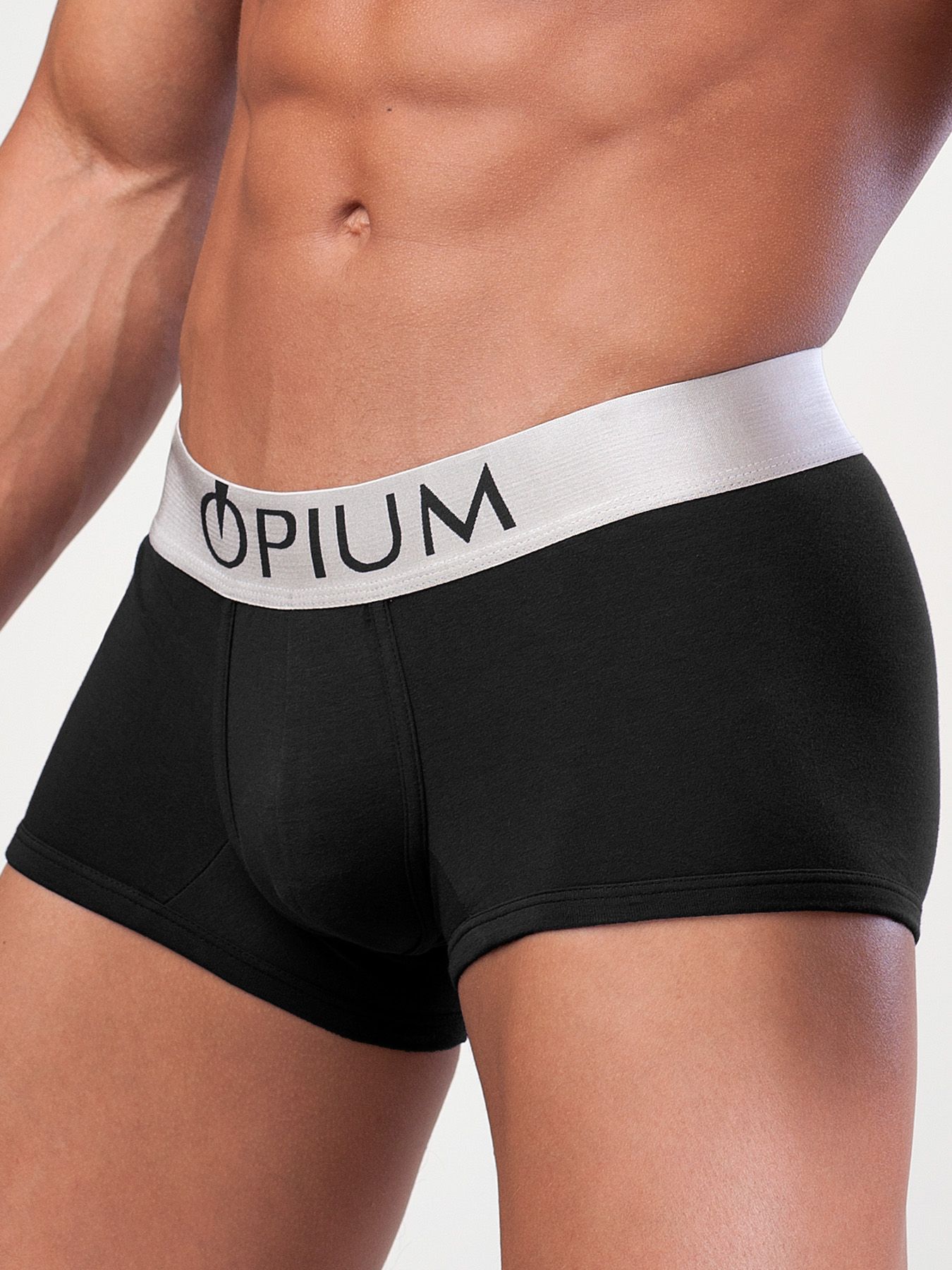 

Трусы мужские Opium R-06 черные S 1 штука, Черный, R-06