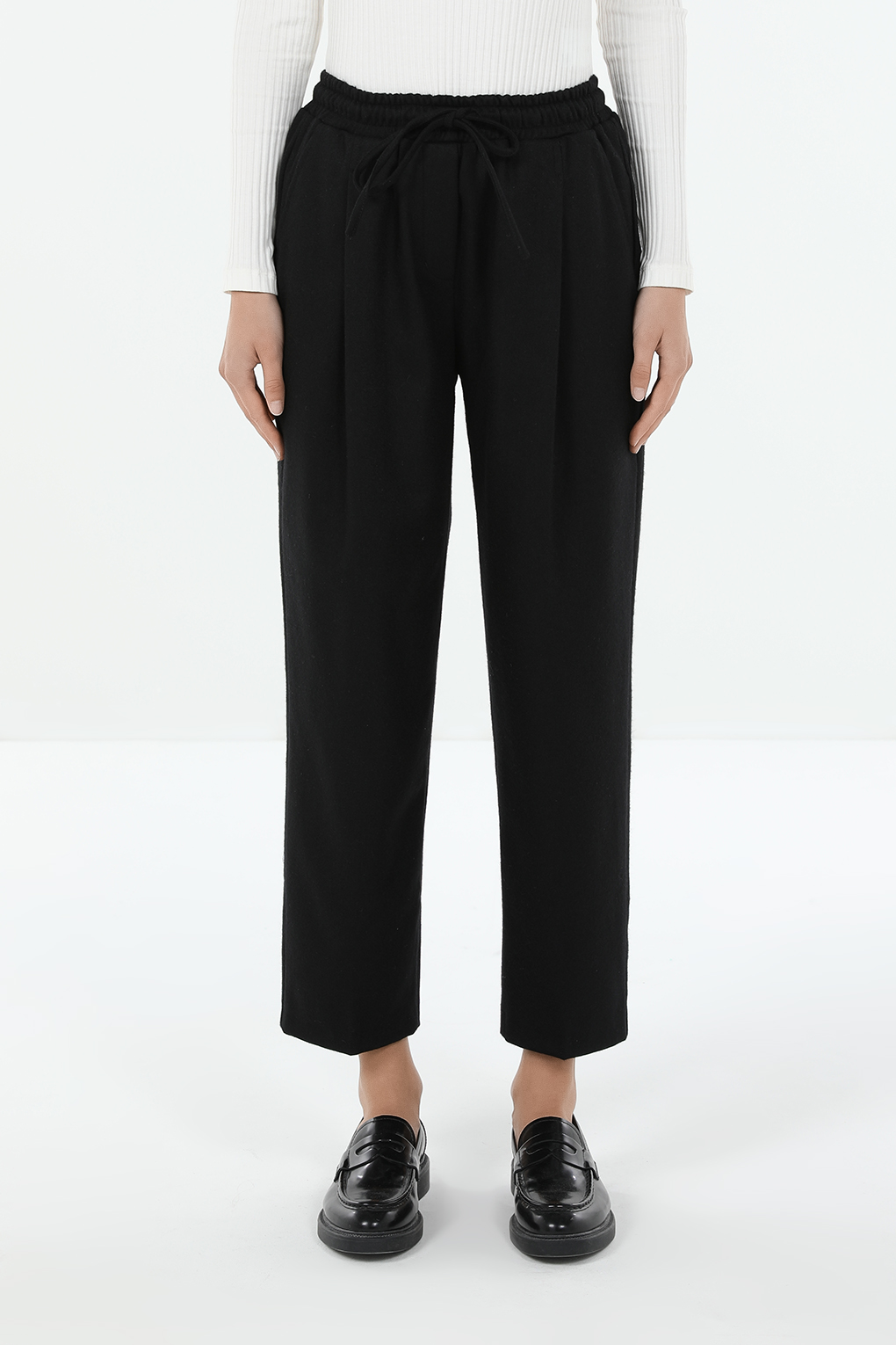 

Брюки женские SABRINA SCALA SS24072304 черные XS, Черный, SS24072304