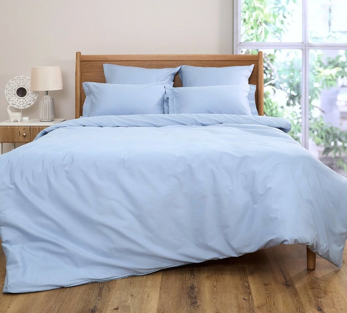 

Постельное бельё Maktex из сатина Евро Небесный глянцевая с наволочками 50х70, из сатина Евро на резинке 160х200х30 50х70