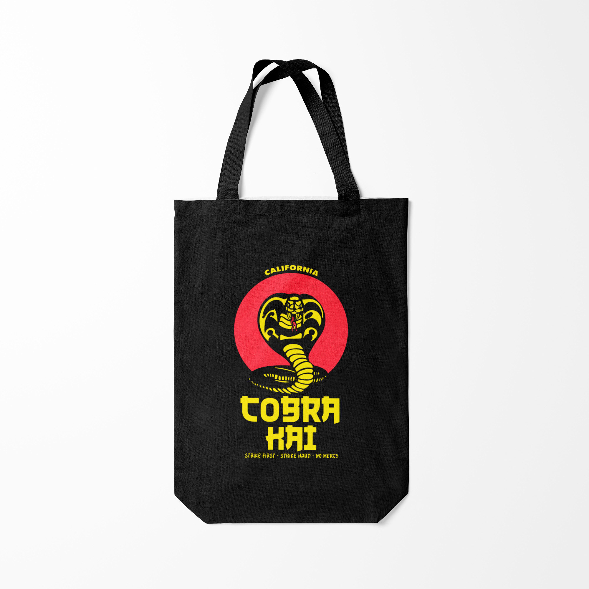 

Сумка шoппер унисекс Burnettie Cobra Kai California, черный, Cobra Kai California