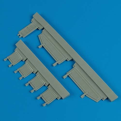 

Набор дополнений QuickBoost 1/48 Fw Ta 154 undercarriage covers QB48 365
