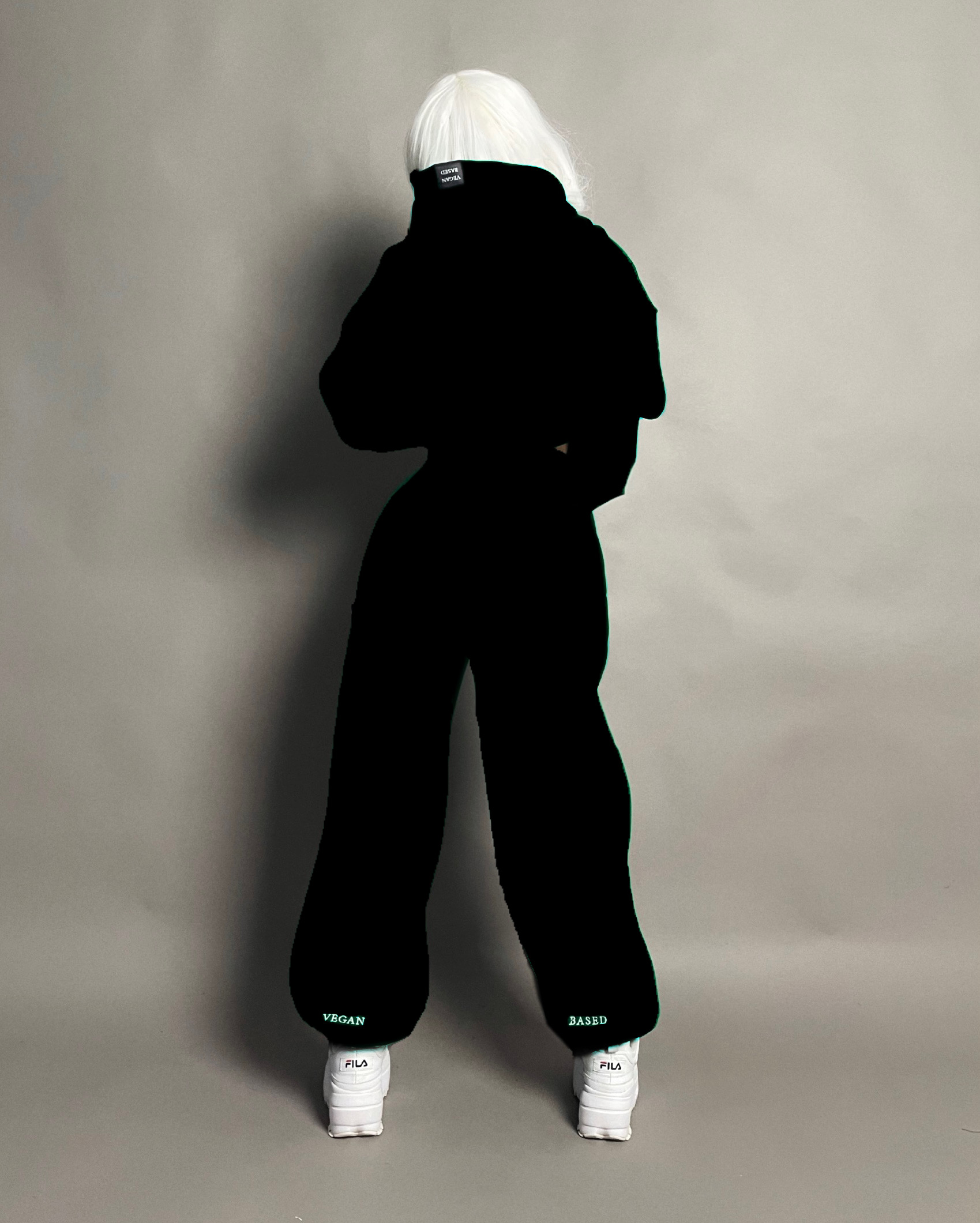 

Спортивные брюки женские VEGANBASED ШМульти черные S-M, Черный, ШМульти