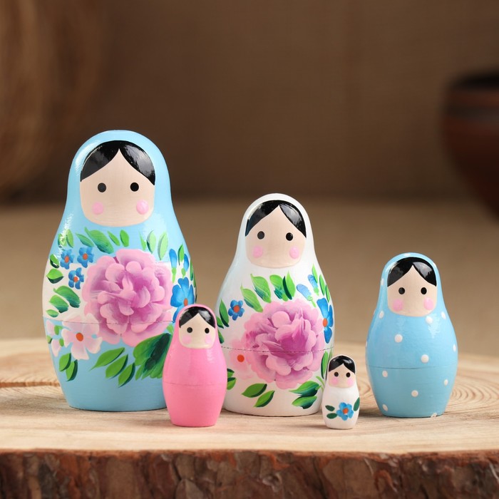 

Матрёшка "Нежные", 5 кукольная, 9x5x5 см