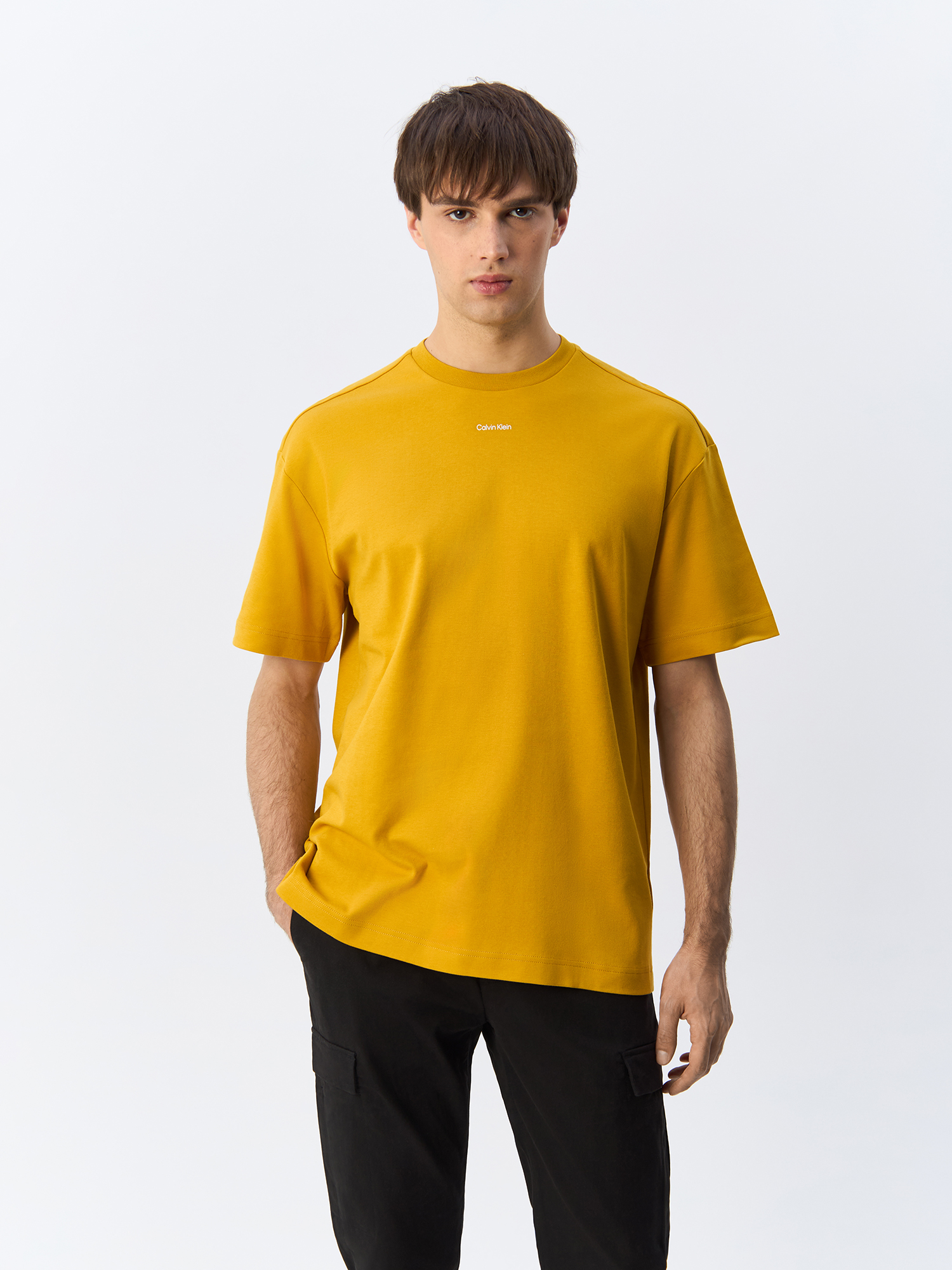 

Футболка мужская Calvin Klein K10K112487 желтая XL, Желтый, K10K112487