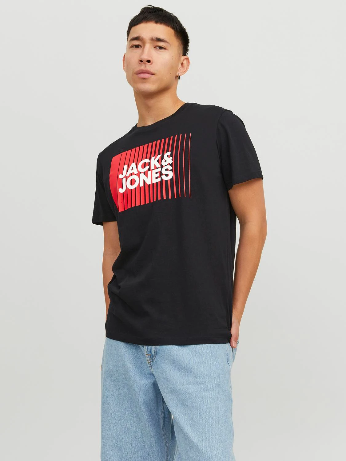 

Футболка мужская Jack & Jones 12233999 черная M, Черный, 12233999