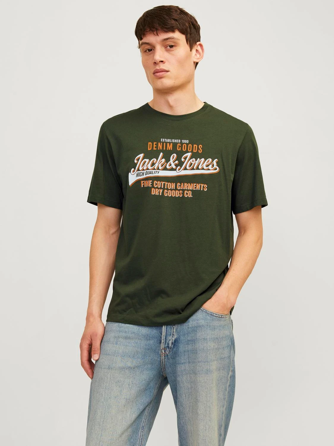

Футболка мужская Jack & Jones 12254862 хаки L, 12254862