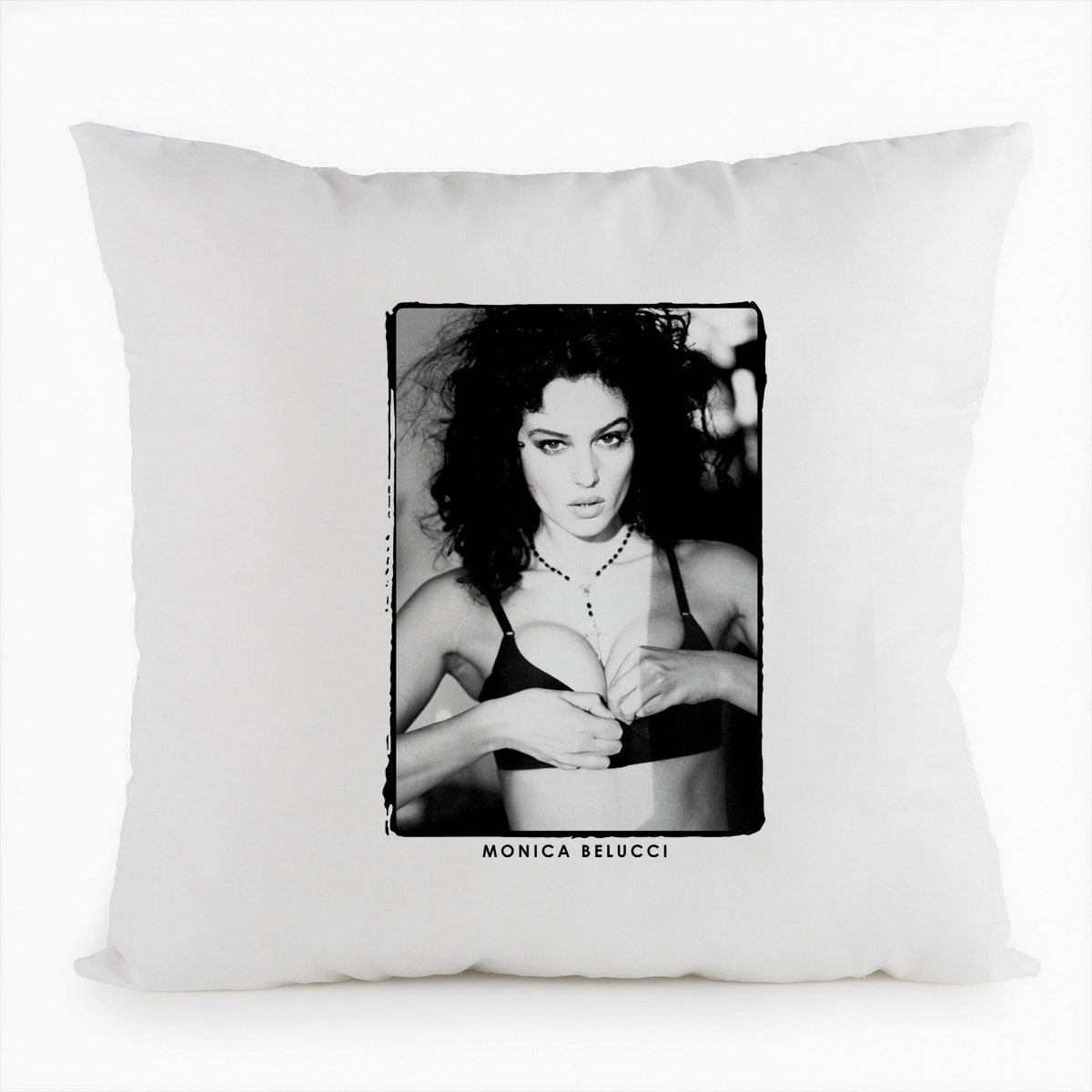 

Подушка белая CoolPodarok Monica Belucci . Моника Беллучи, Белый