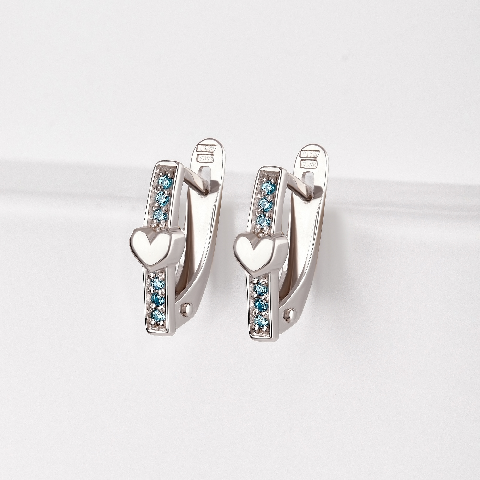 

Серьги из серебра с фианитами 3ВС630-1213ГЛ, 3ВС630-1213ГЛ