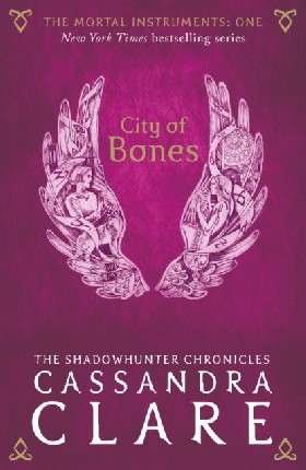 

Mortal Instruments 1: City of Bones / Clare Cassandra