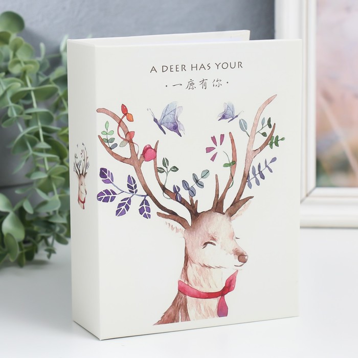 

Фотоальбом на 100 фото Олешка с листьями в рогах 10х15, Бежевый, Олешка с листьями в рогах