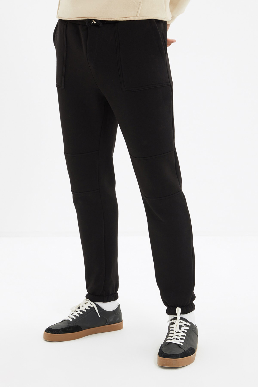 

Спортивные брюки мужские Trendyol TMNAW22EA0443 черные M, trendyol TMNAW22EA0443