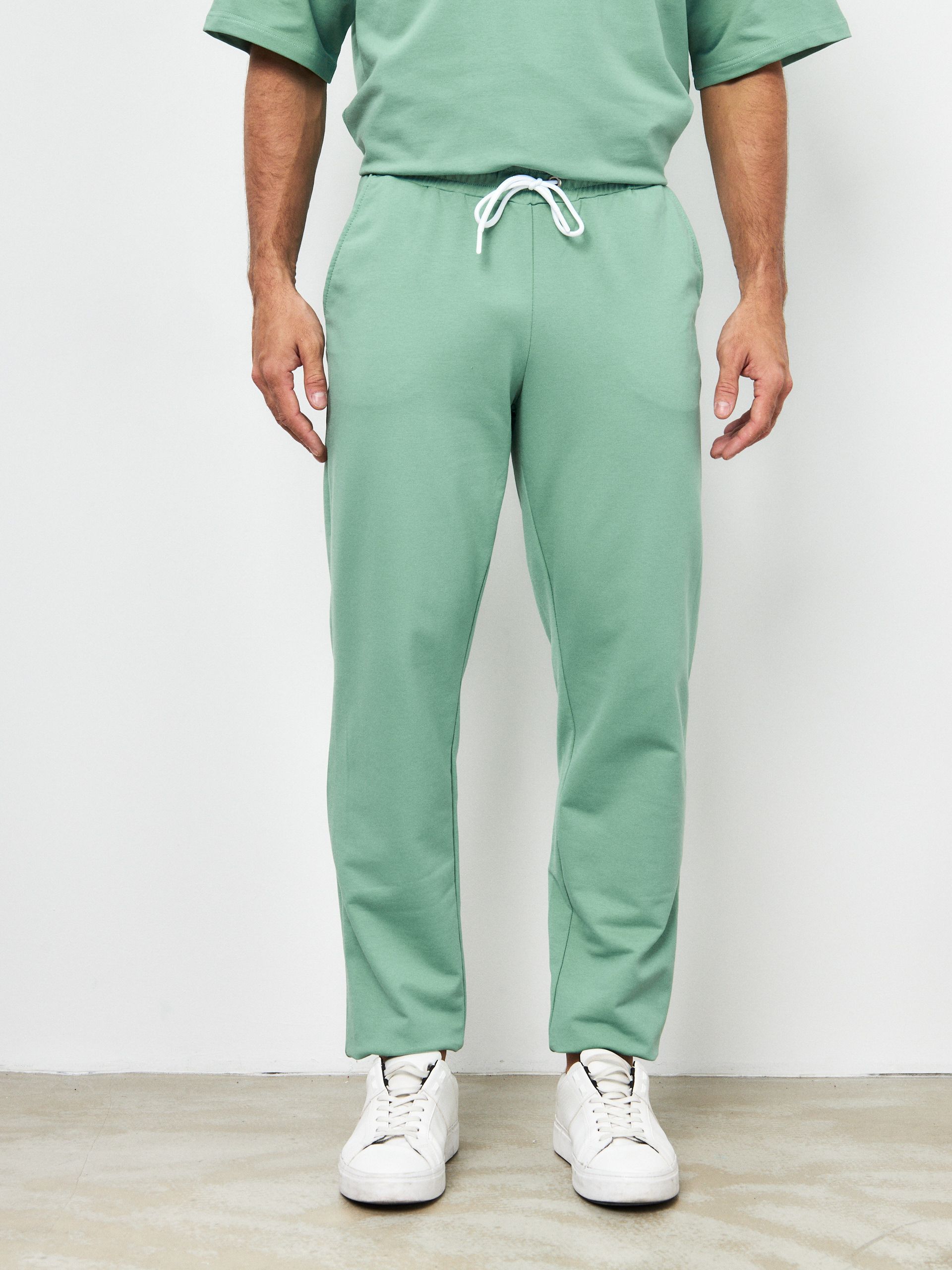 Спортивные брюки мужские MOM №1 MOM-88-3170 зеленые 44 RU