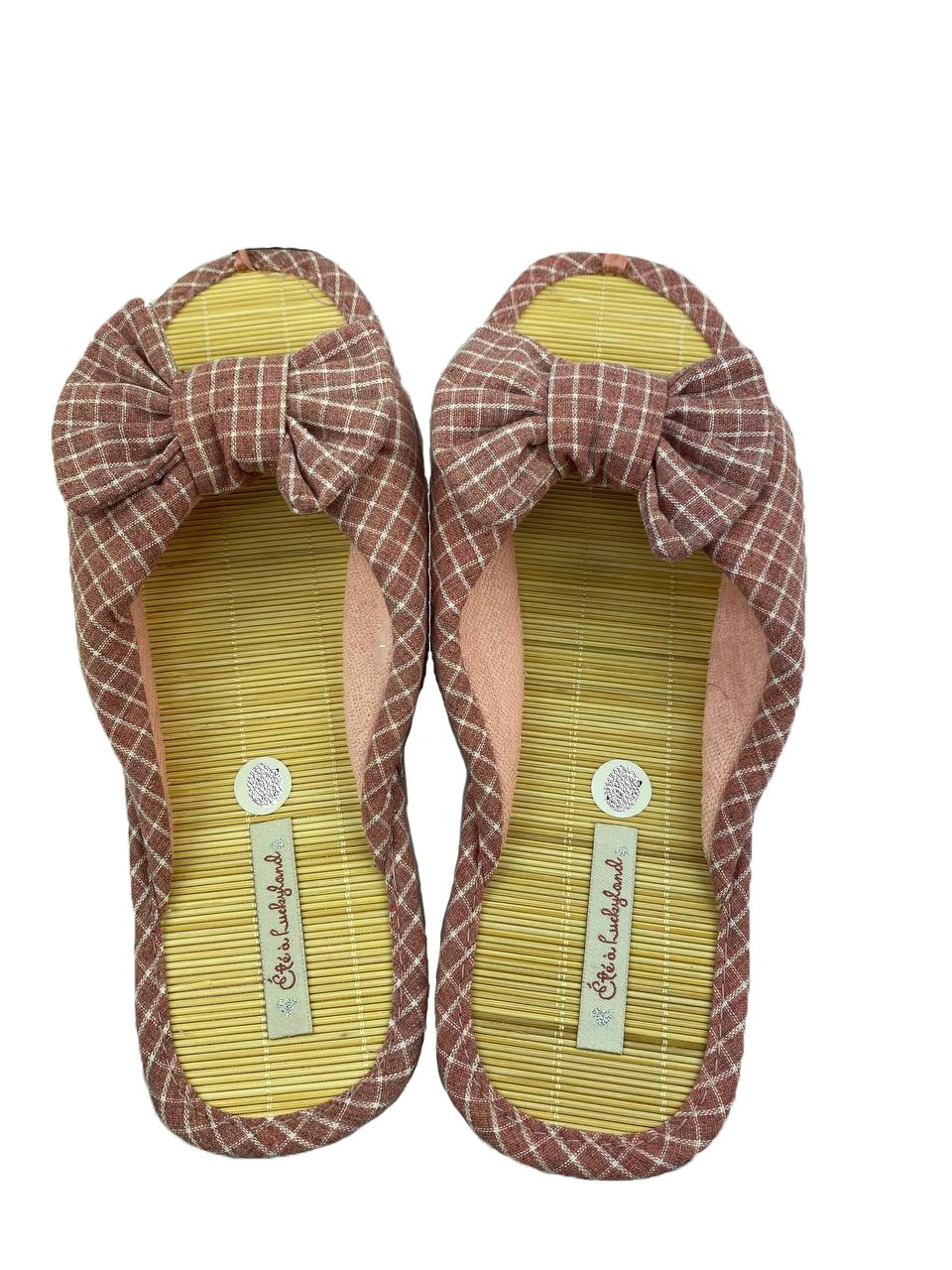 

Тапочки женские Lucky Land 3791 W-CH-O красные 36 RU, Красный, 3791 W-CH-O