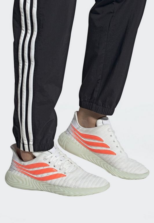 

Кроссовки мужские Adidas Originals AD112O07G белые 40 EU, Белый, AD112O07G