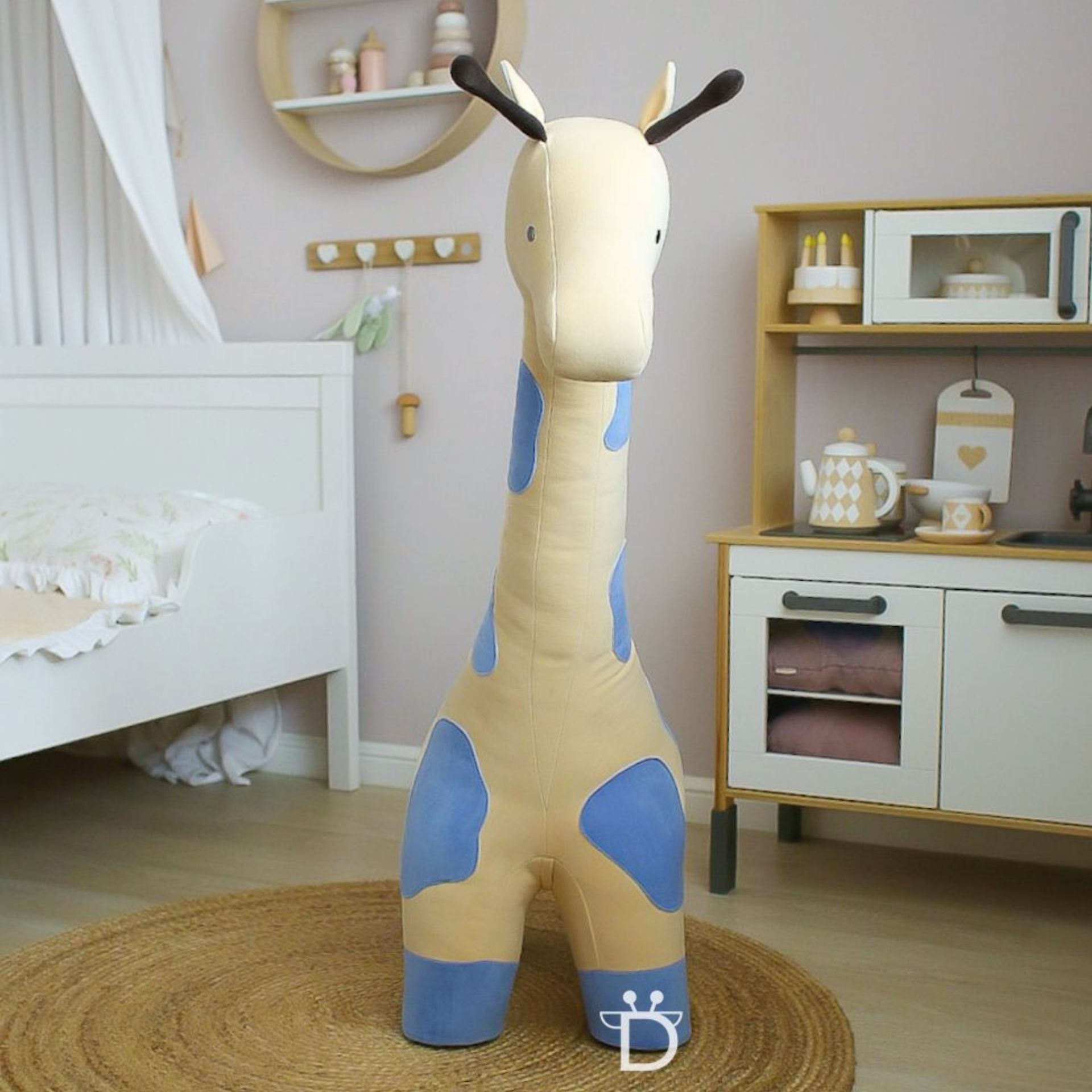 Мягкая игрушка для детей DPkids пуфик детский животное Жираф бежевый