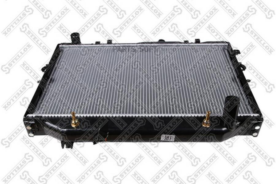 

10-26848-SX_радиатор системы охлаждения! АКПП\ Toyota Land Cruiser 4.7/4.2TD 98-02