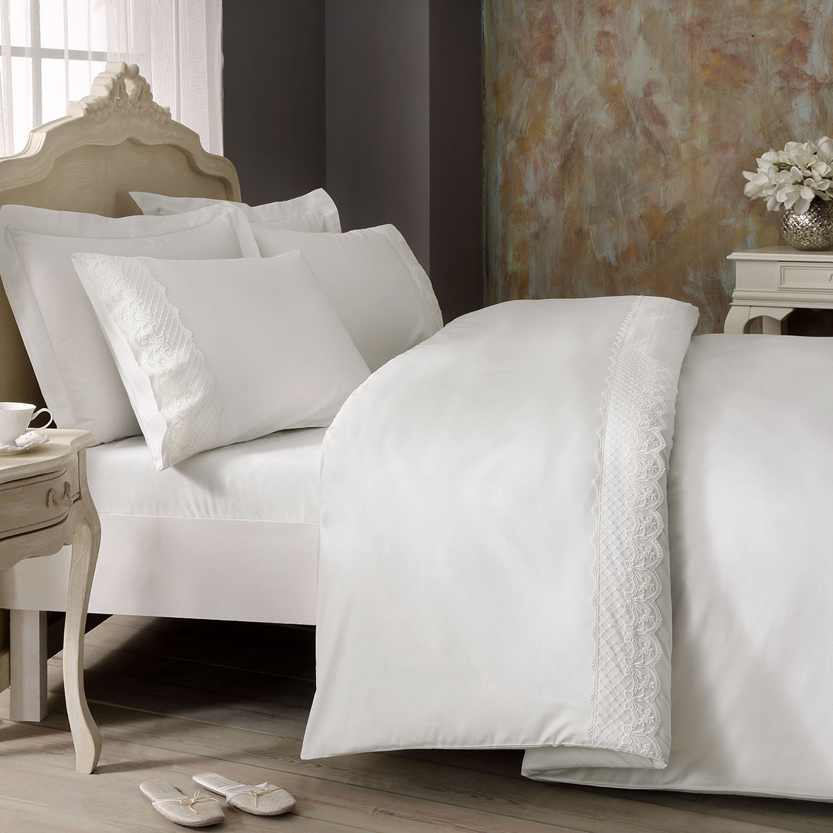 

Комплект постельного белья Tivolyo home 1212T10793180 OLIVIA семейный deluxe кремовый, OLIVIA